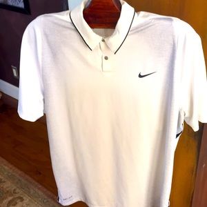 TIGER WOODS COLLECTION LIKE NEW XL POLO